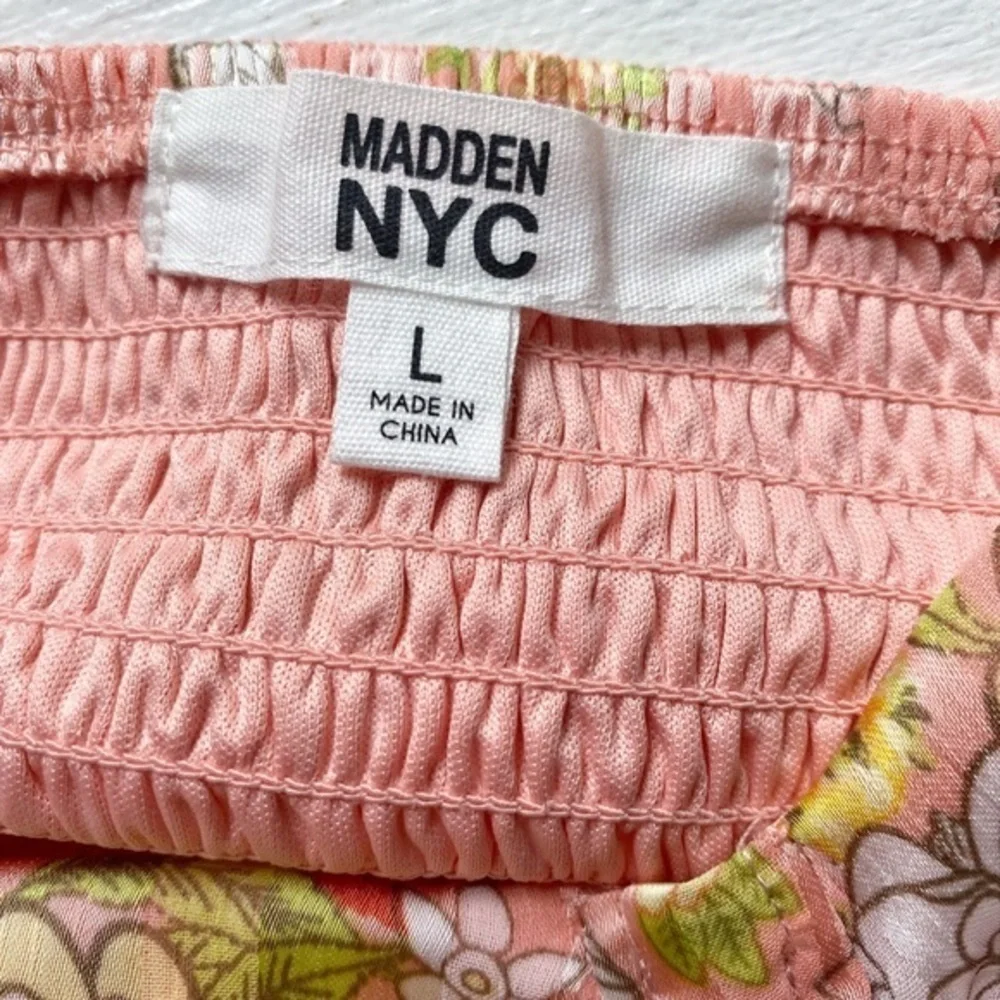 Madden NYC Junior's‎ Orange Floral Ruched Front Top with Sheering & Bra Cup - Picture 6 of 13